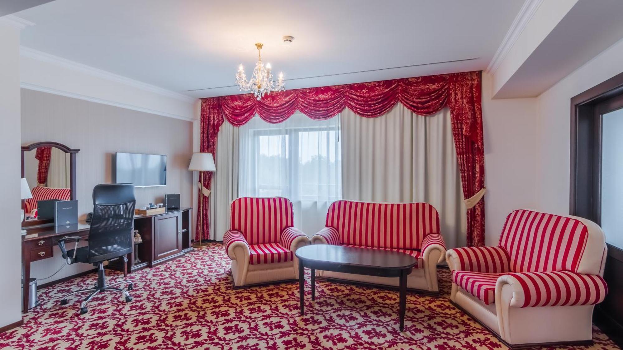 Готель Hilton Сібіу Екстер'єр фото